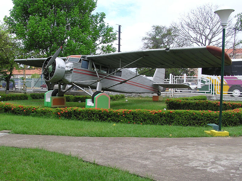 Aeropuerto Nacional General Tomás Heres
